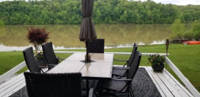 Lakehouse has Spectacular View plus Easy Access!